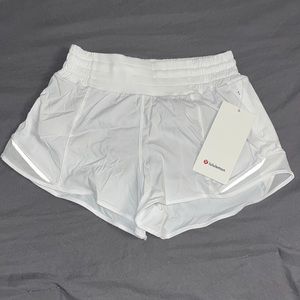 NWT Lululemon Hotty Hot High-Rise Lined Short 2.5” in White